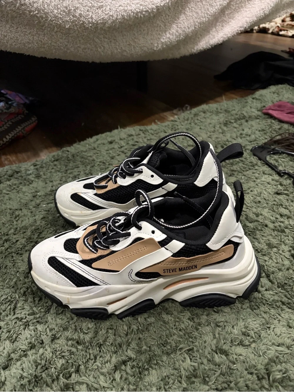 Steve Madden Women's White, Black & Tan Platform Sneaker
